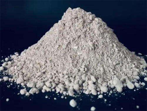 耐火澆注料在使用過(guò)程中會(huì)出現(xiàn)哪些常見(jiàn)的問(wèn)題？